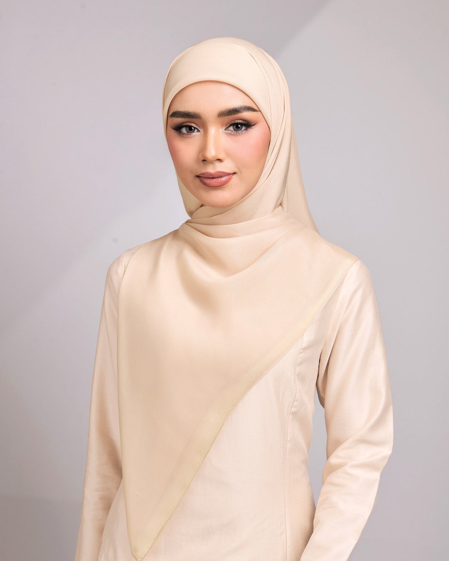 Gaia Shimmer Chiffon Square