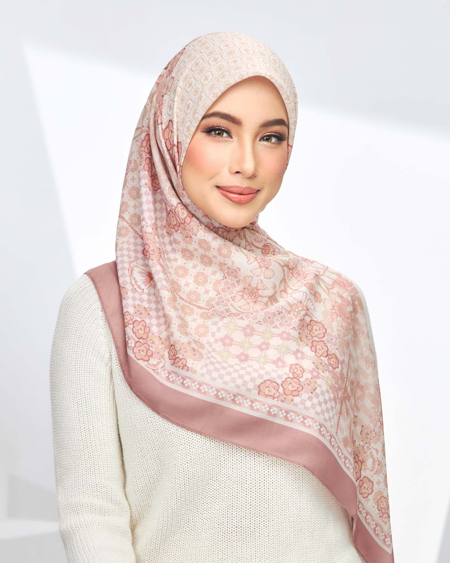 Praline in Strawberry