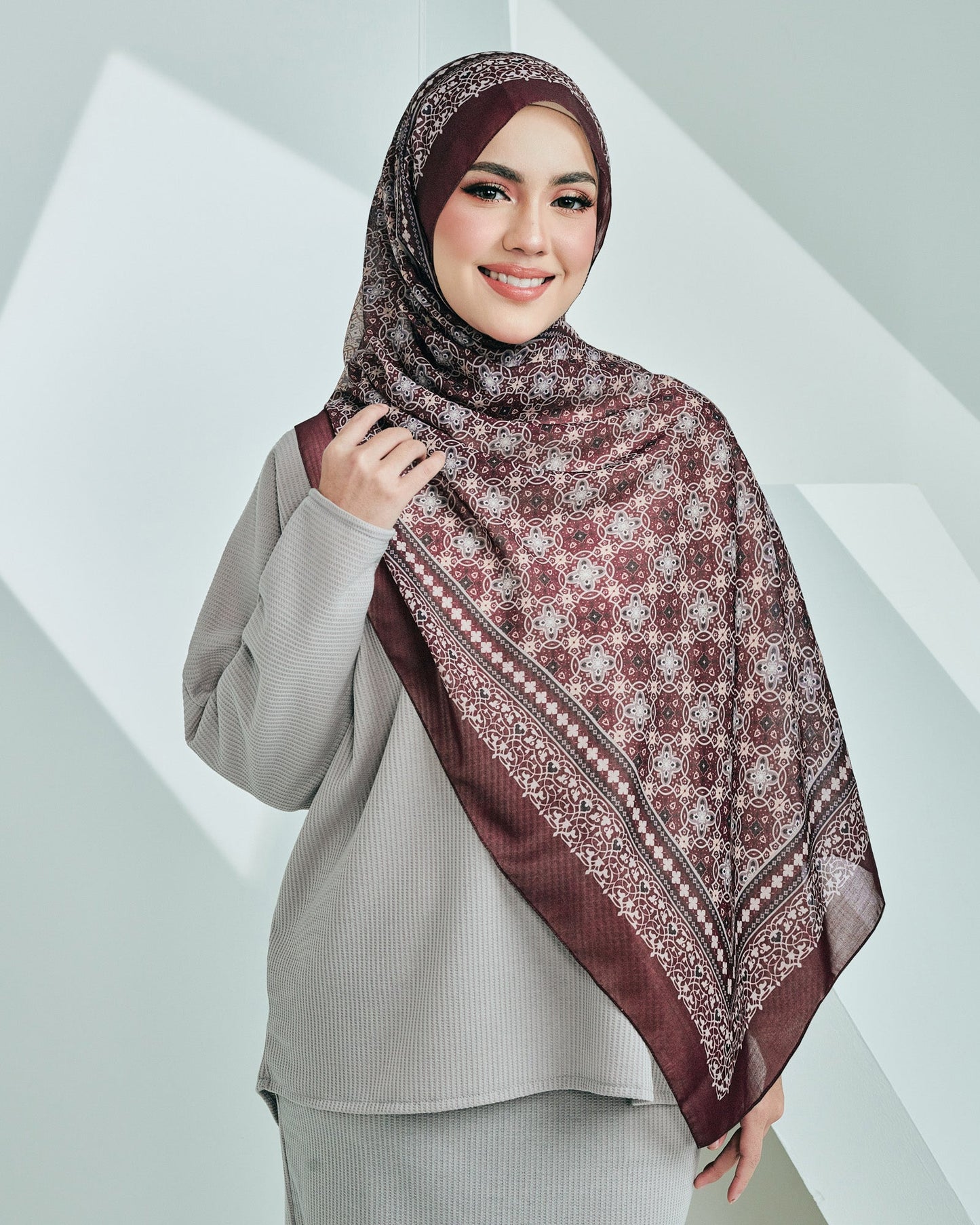 Marrakech in Sahara Burgundy Cotton Shawl