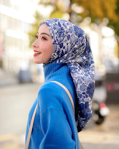 Autumn in Anemone Navy