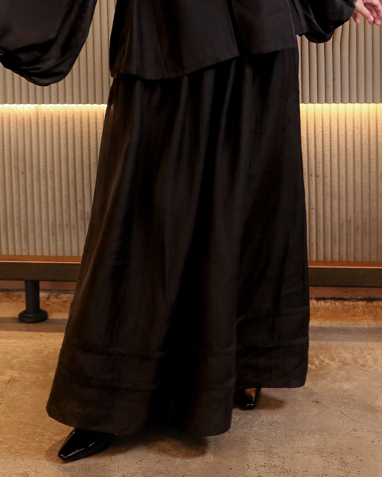 CLARA SKIRT IN BLACK