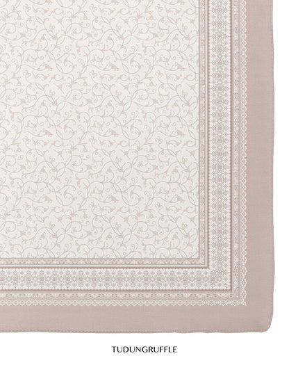 Aurelie in Butter Cream