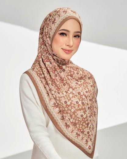 Kueh in Choco Chip Shawl