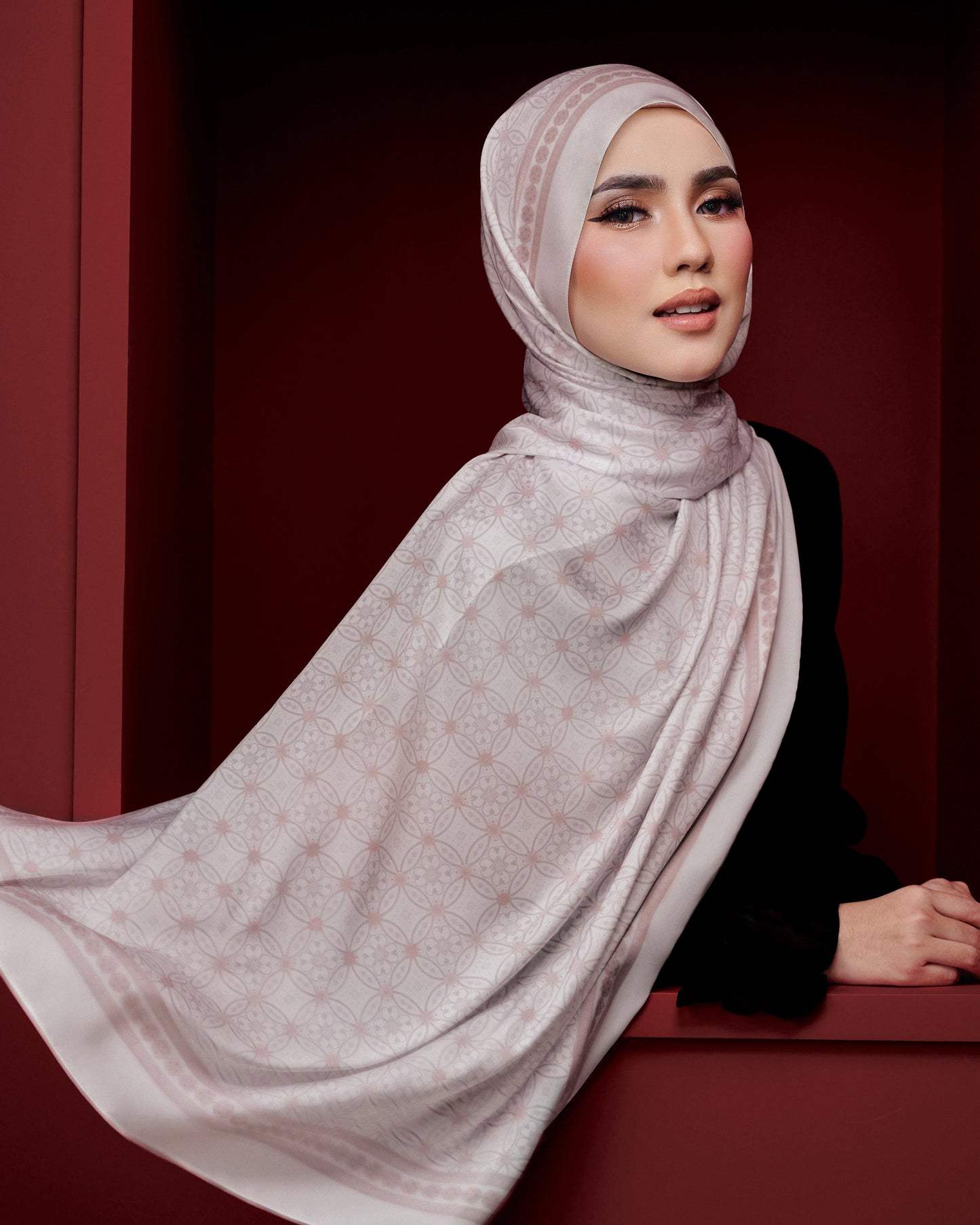 Marrakech in Jardin Ivory Cotton Shawl