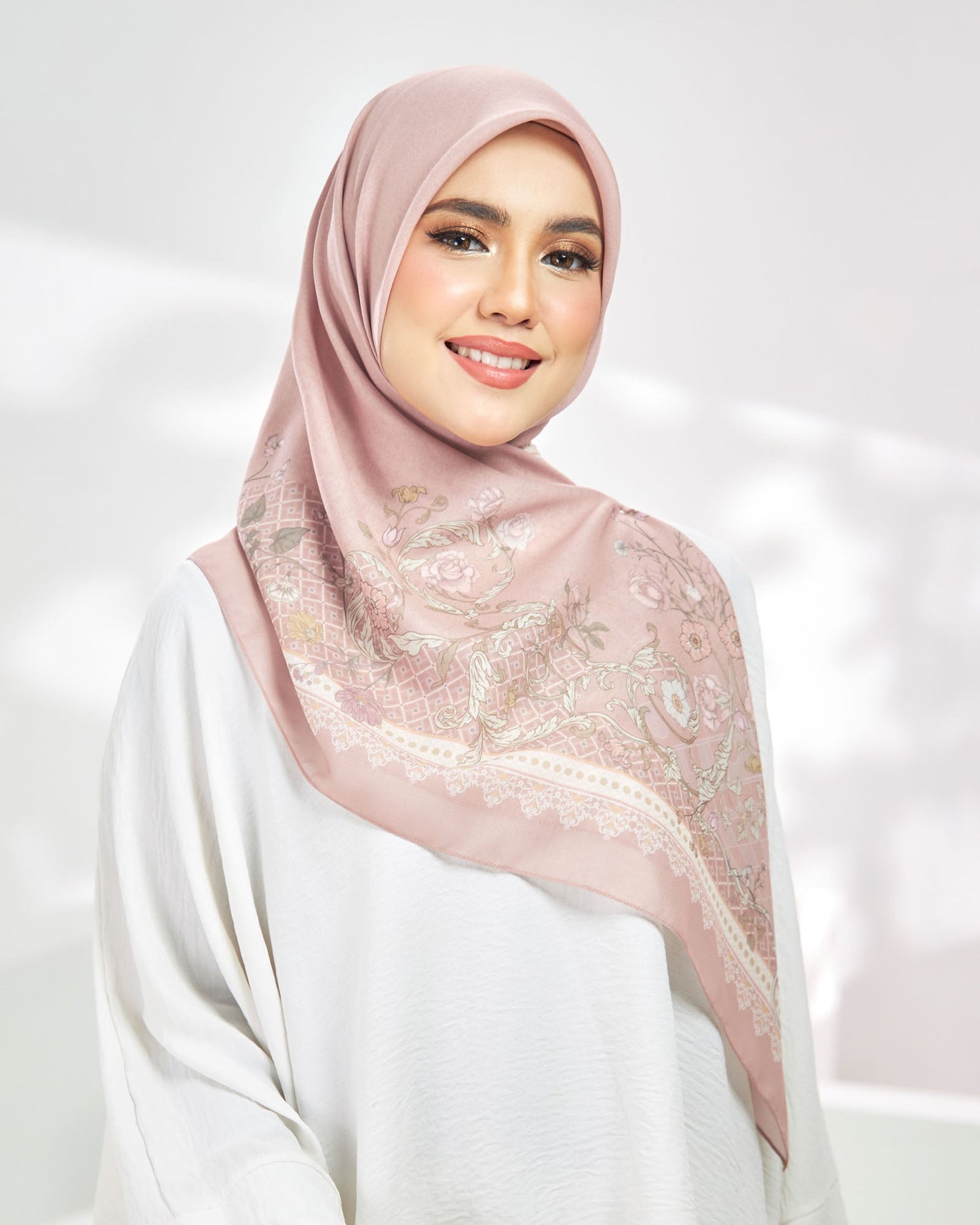 Medina in Thaif Rose