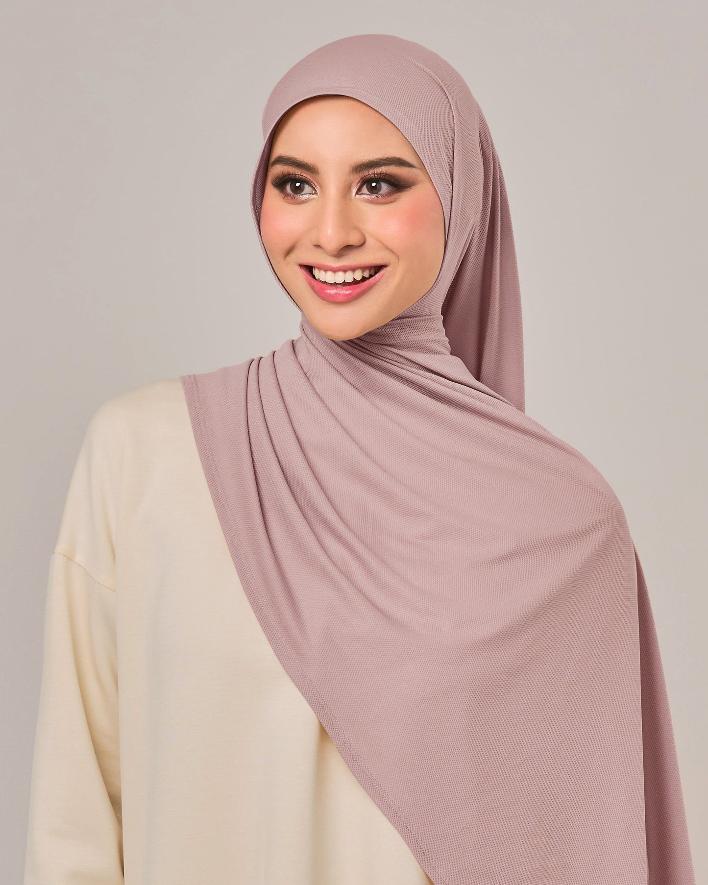 Active Wear - Sport Shawl