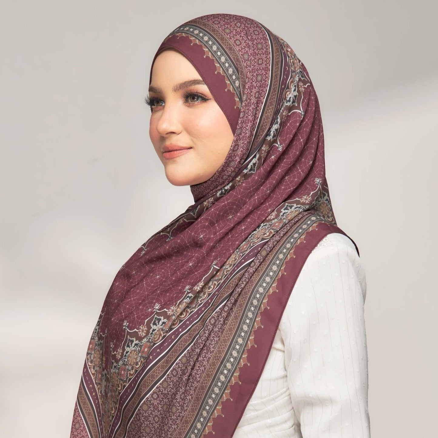 Buruj in Eshaal Cotton Shawl