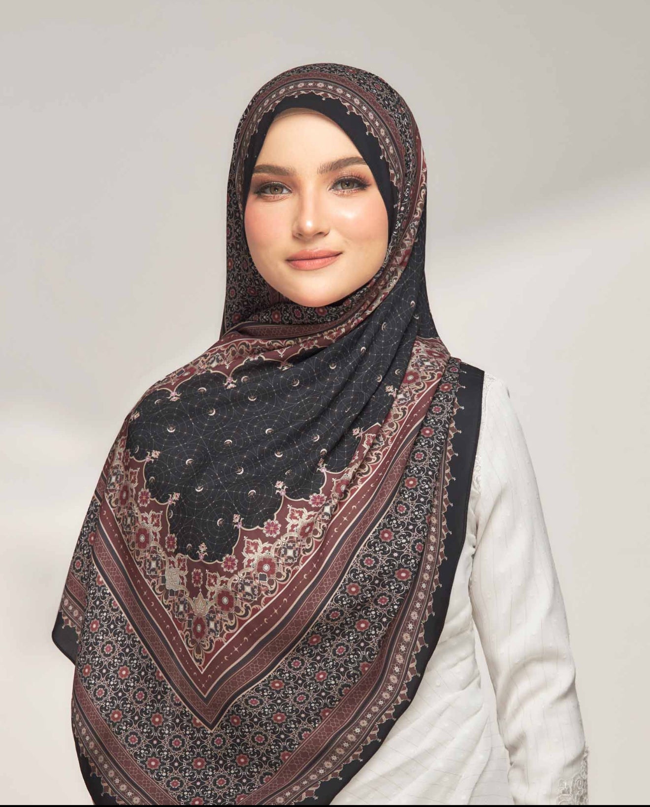 Buruj in Erva Cotton Shawl