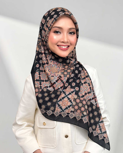 Citra in Jade Moonstone