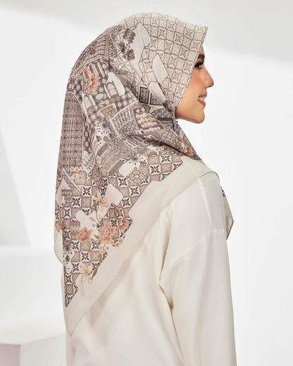 Cheritera in Lesung Jasmine