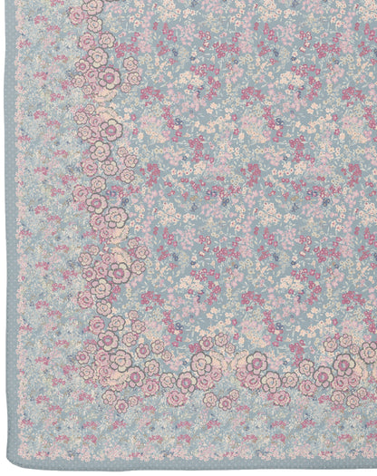 Bloomie in Lunablue Sky