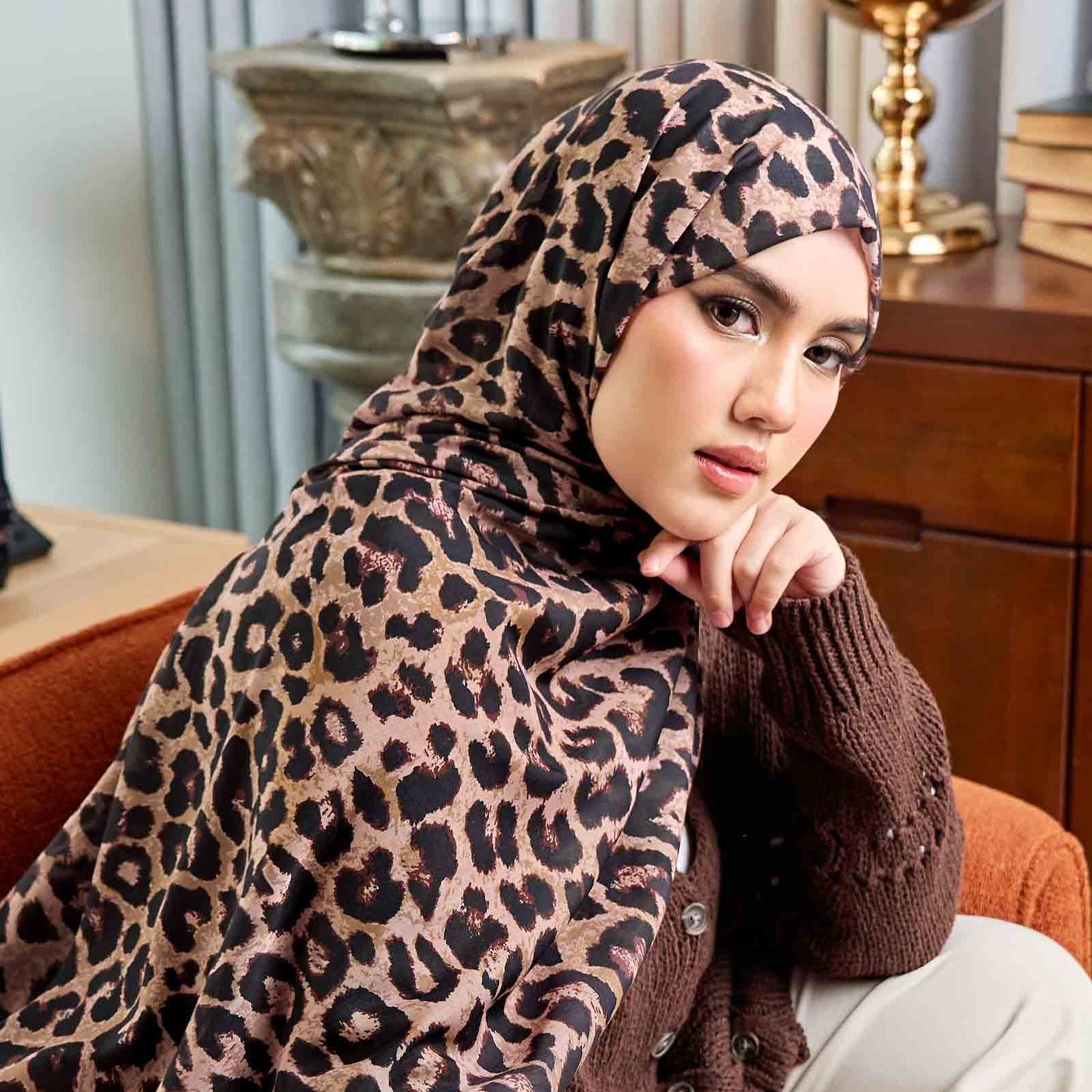 Royale Leopard Shawl in Luxe