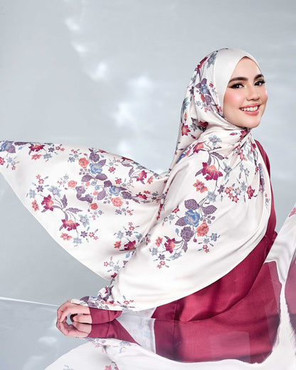 Gemala in Melur Satin Shawl
