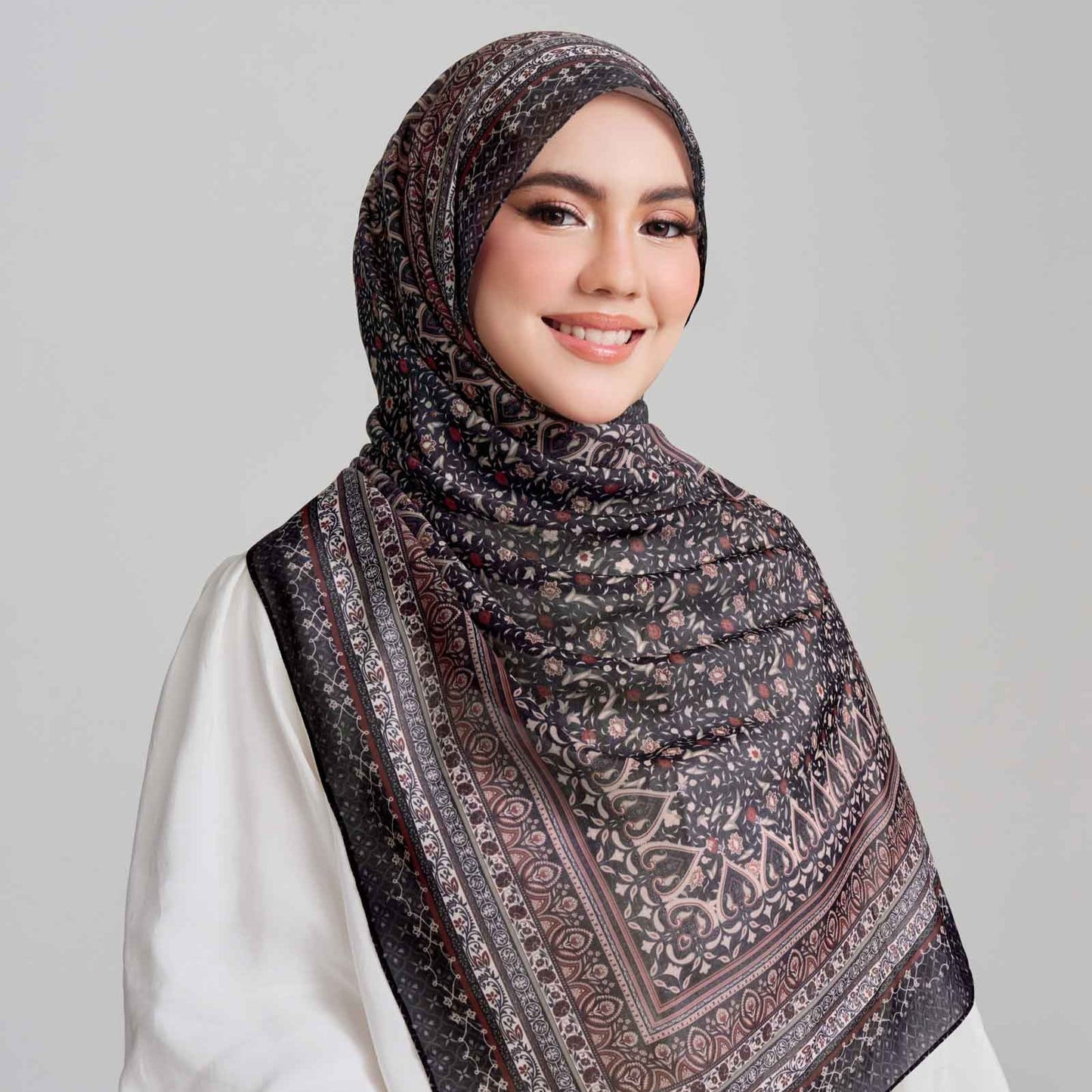 Arabesque in Mystic Cotton Shawl