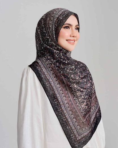 Arabesque in Mystic Cotton Shawl