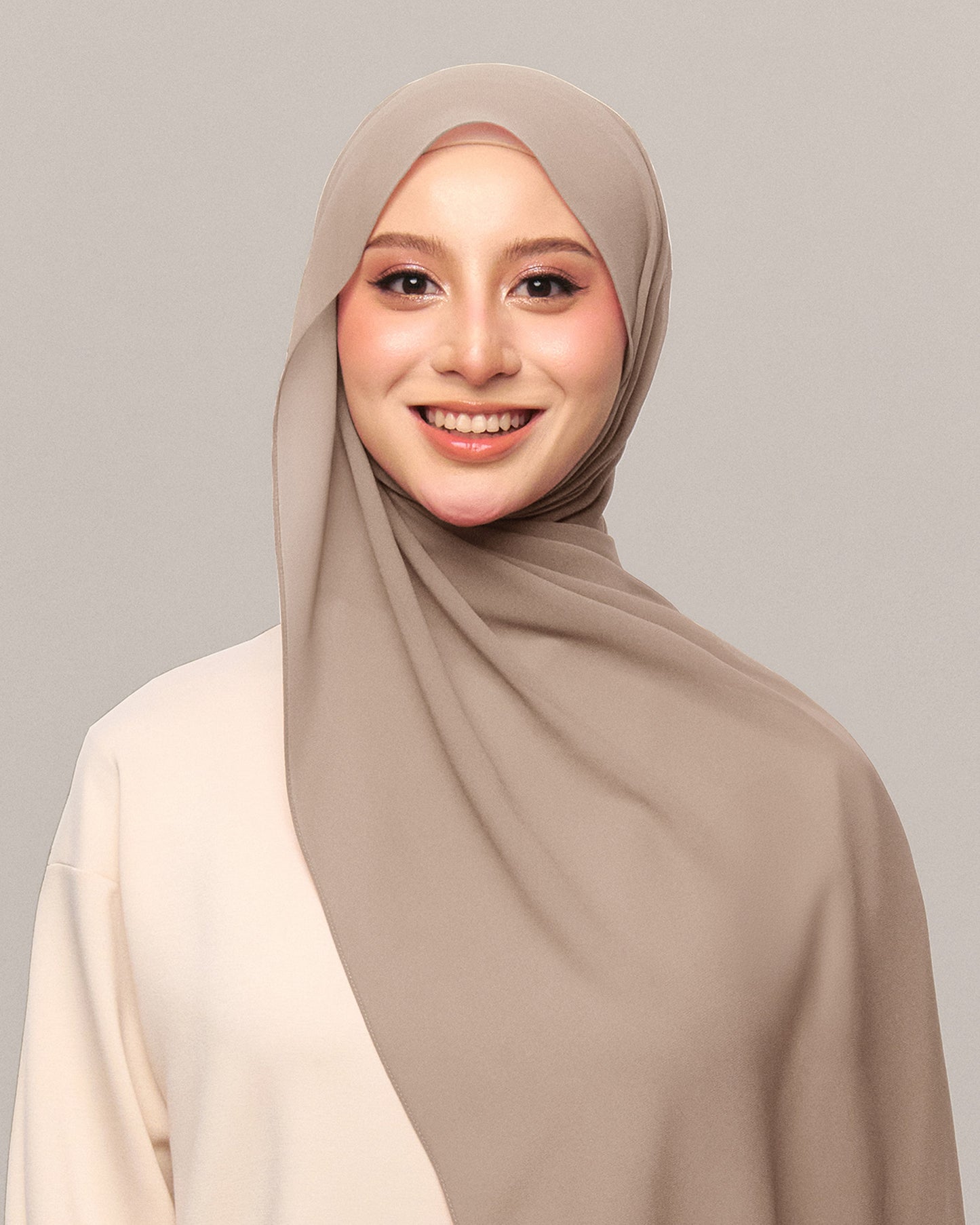 Safiyya Pearl Chiffon Shawl