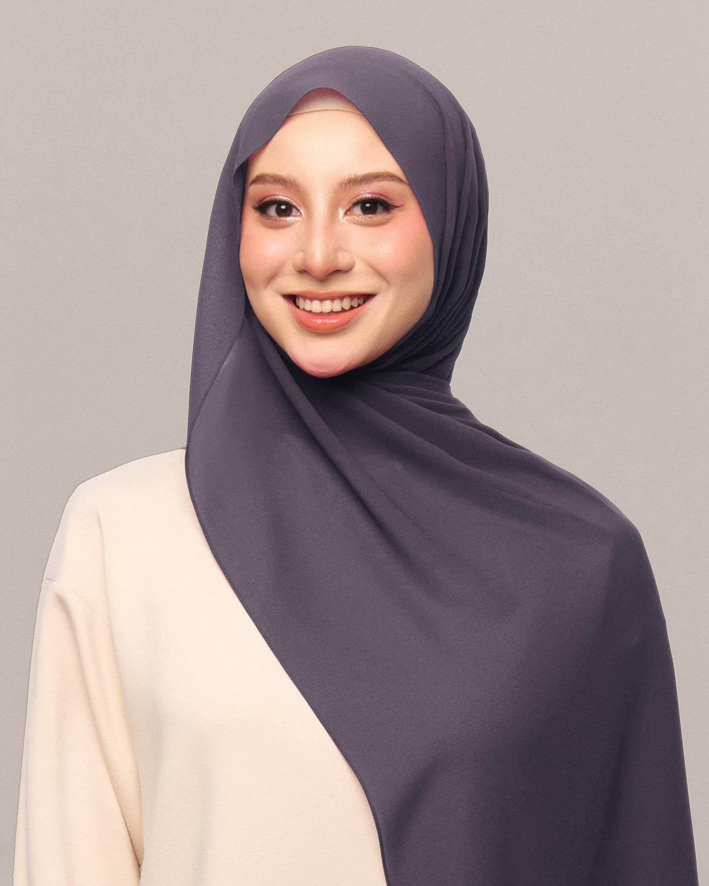 Safiyya Pearl Chiffon Shawl