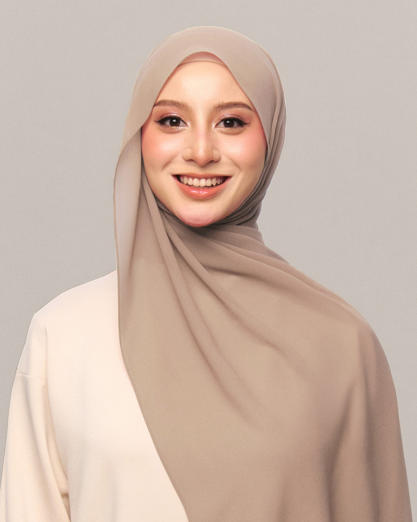 Safiyya Pearl Chiffon Shawl