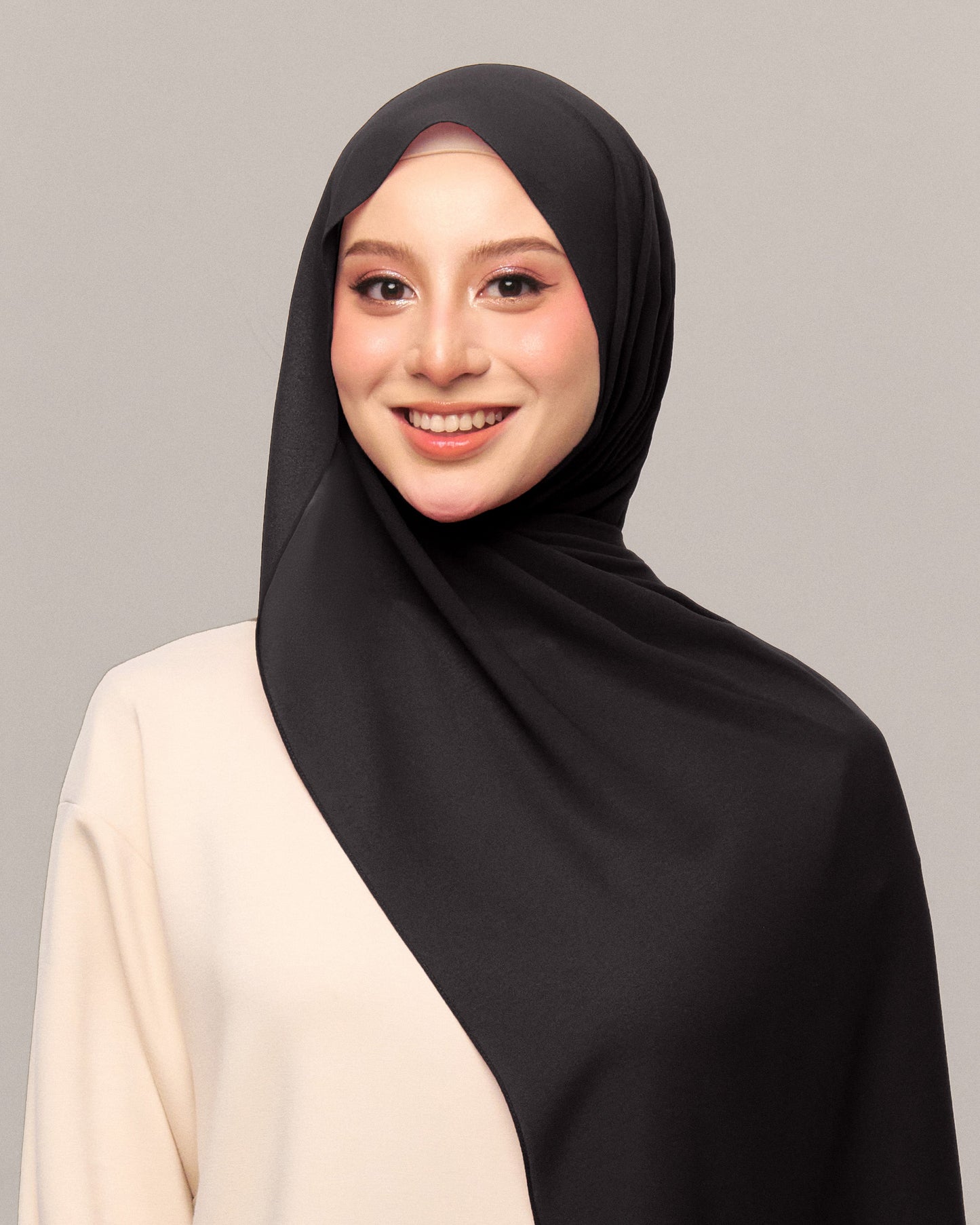 Safiyya Pearl Chiffon Shawl