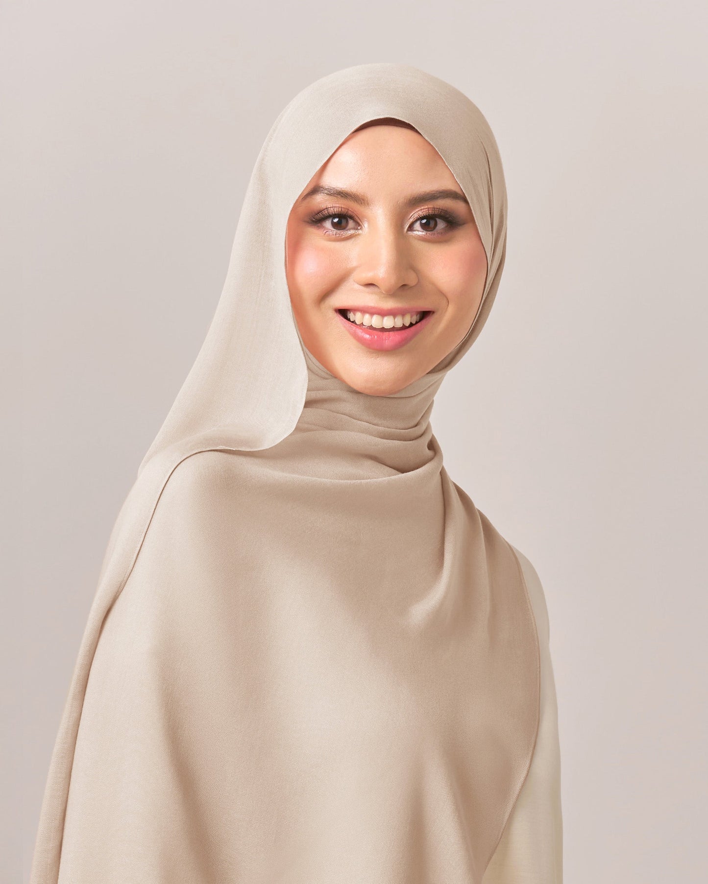 Yara Moda Plain Shawl