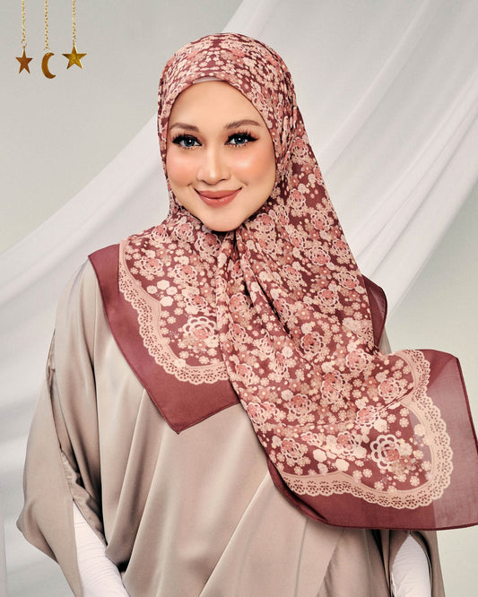 Kueh in Sweet Brownies