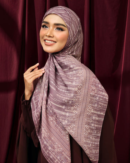 Tatreez in Duskmauve