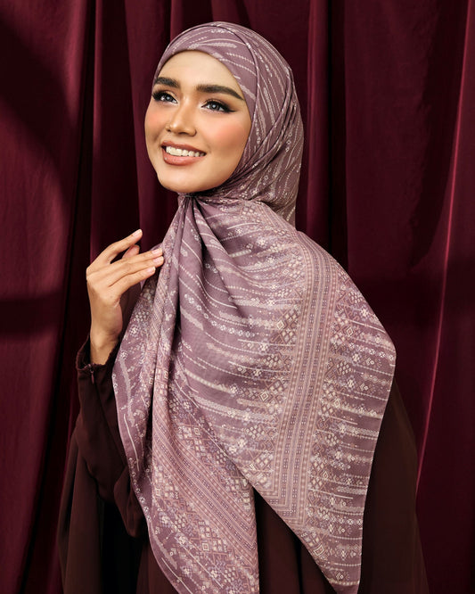 Tatreez in Duskmauve