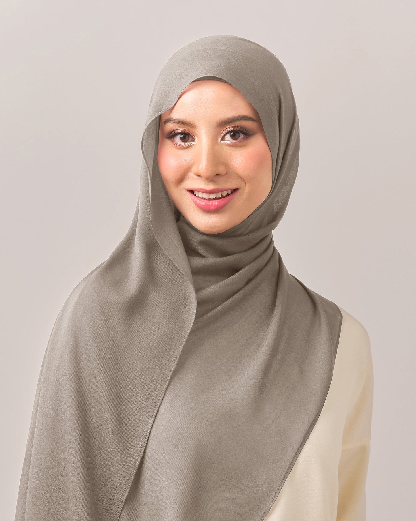 Yara Moda Plain Shawl