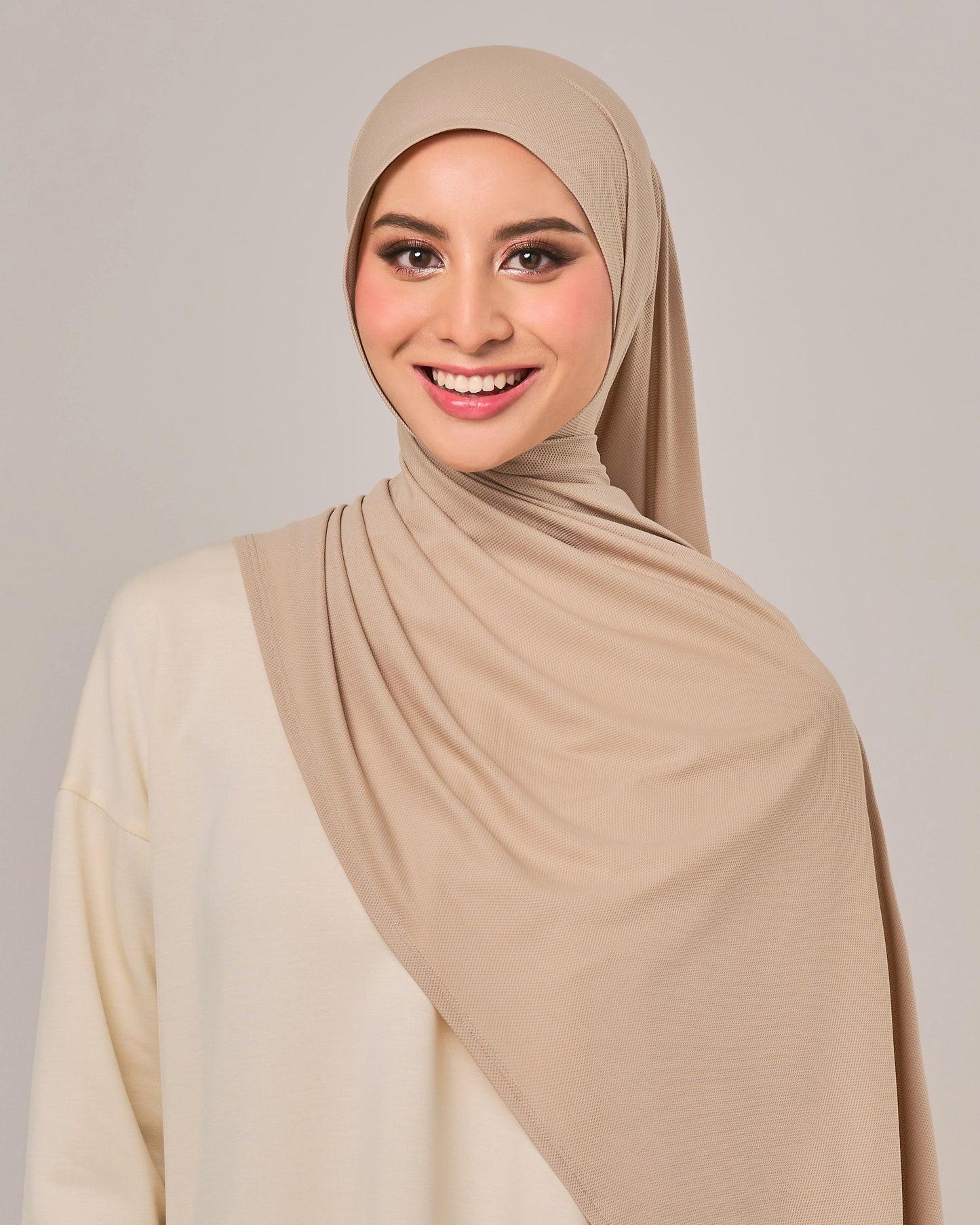 Active Wear - Sport Shawl