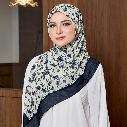 Vintage Garden in Tyara