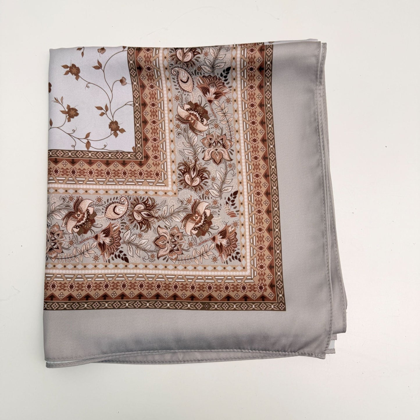 TIKTOK VINTAGE SHAWL