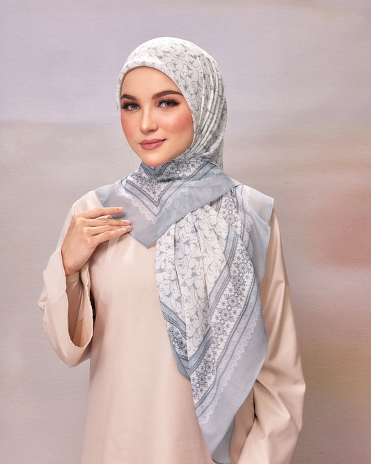 Aurelie in Windy Blue