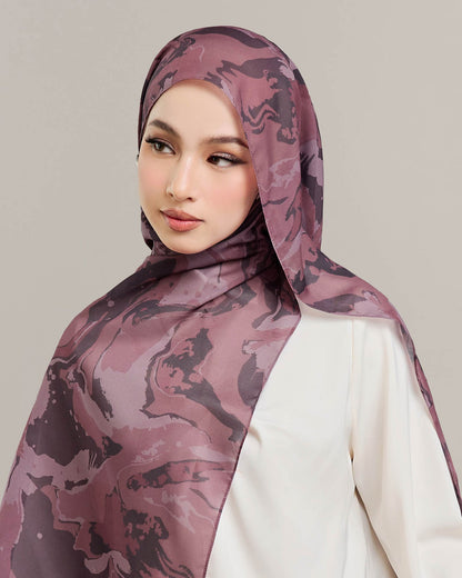 Arte Shawl in Wisteria Muse