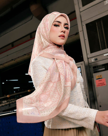 Candawara in Caramel