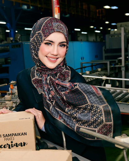 Candawara in Midnight