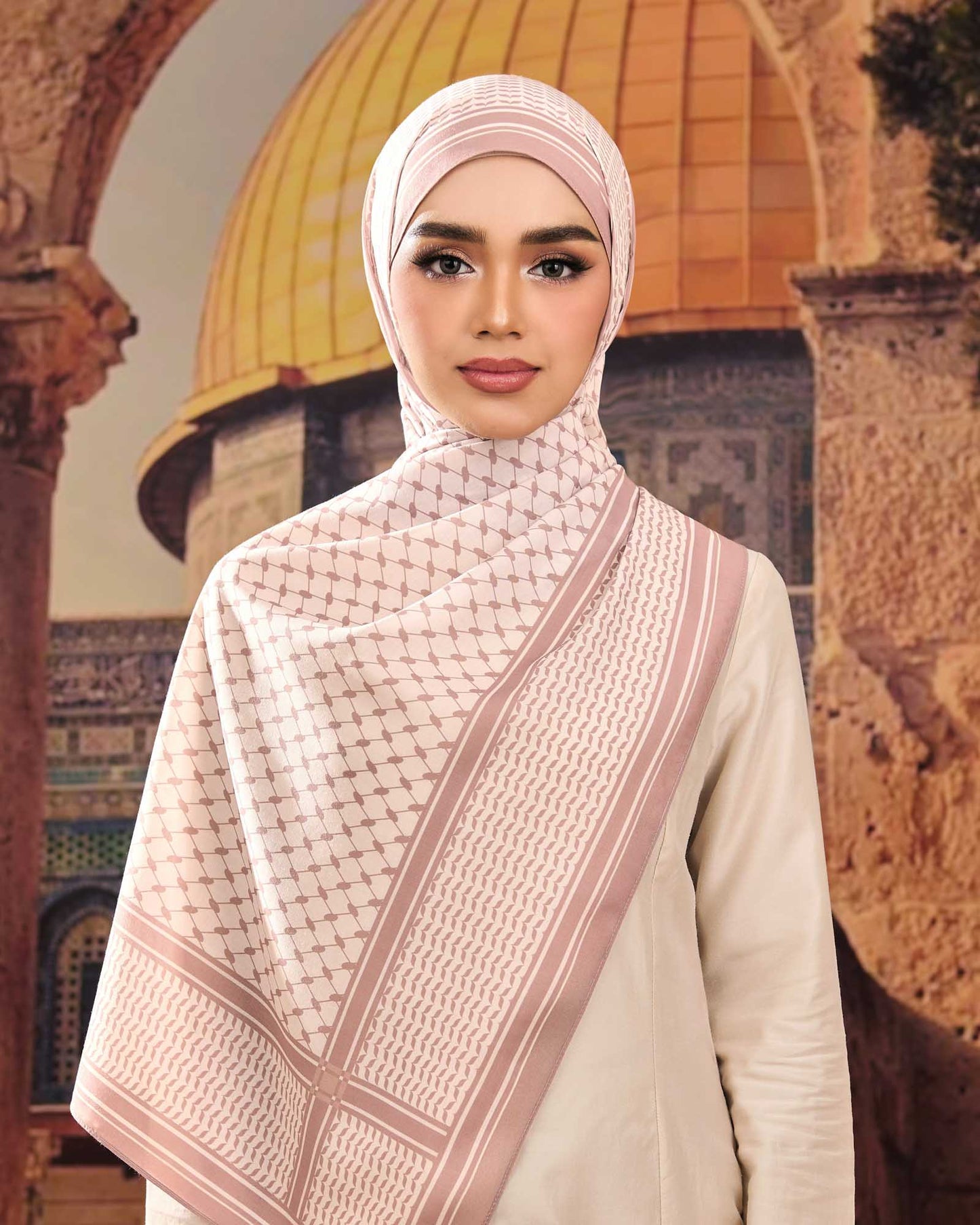 Kaffiyeh in Clay Shawl