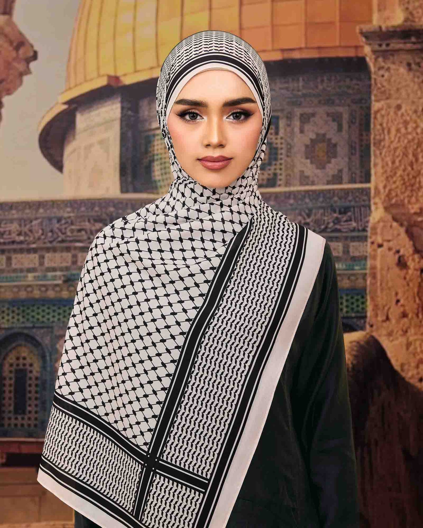 Kaffiyeh in Stone Shawl